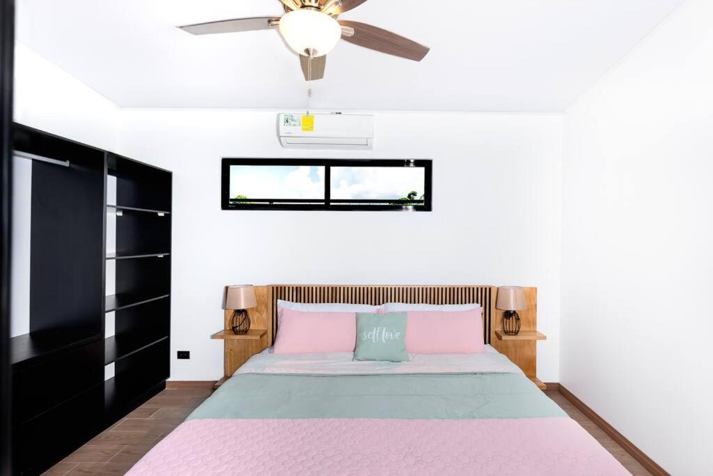 Villa Casa Coral - Great Location - High Speed Internet à Uvita Extérieur photo